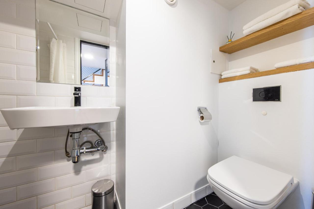 Urban Two-Level Apartments 13 ทาลลินน์ ภายนอก รูปภาพ